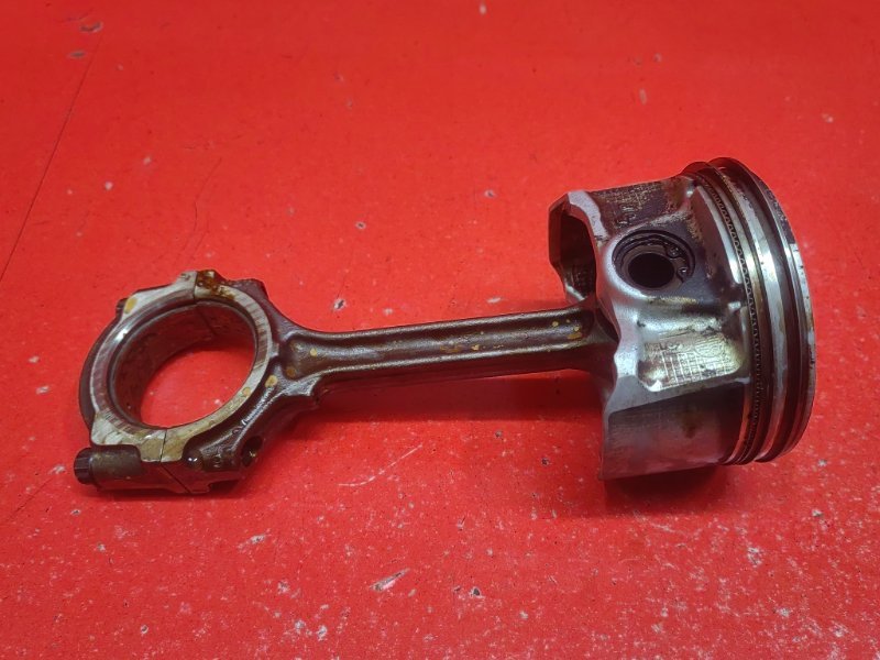 Поршень с шатуном Nissan Teana J32 QR25DE 2010 (б/у) Поршень с шатуном Nissan Teana J32 QR25DE 2010 (б/у)