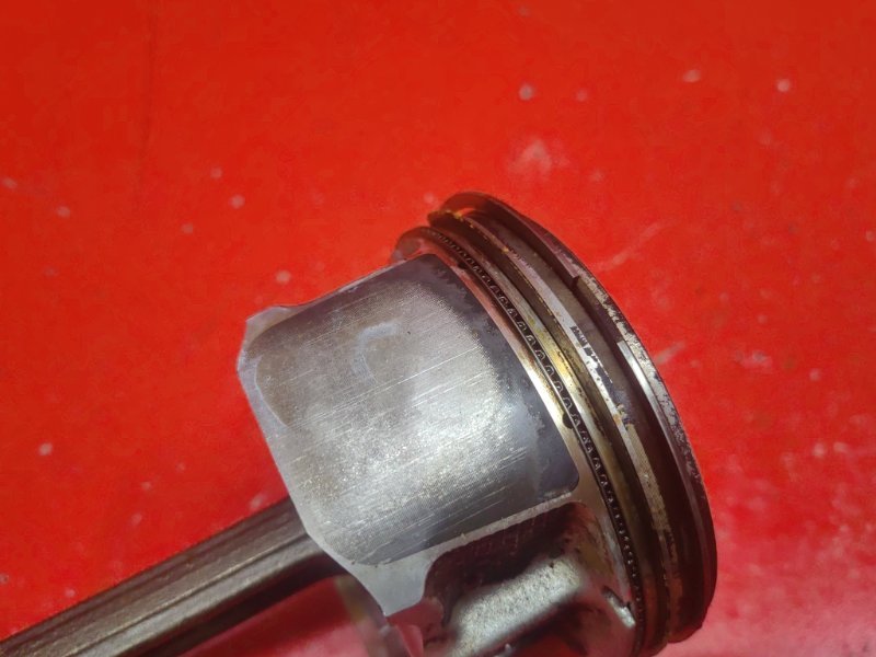 Поршень с шатуном Nissan Teana J32 QR25DE 2010 (б/у) Поршень с шатуном Nissan Teana J32 QR25DE 2010 (б/у)
