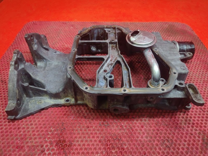 Поддон двигателя Nissan Teana J32 QR25DE 2010 (б/у) Поддон двигателя Nissan Teana J32 QR25DE 2010 (б/у)