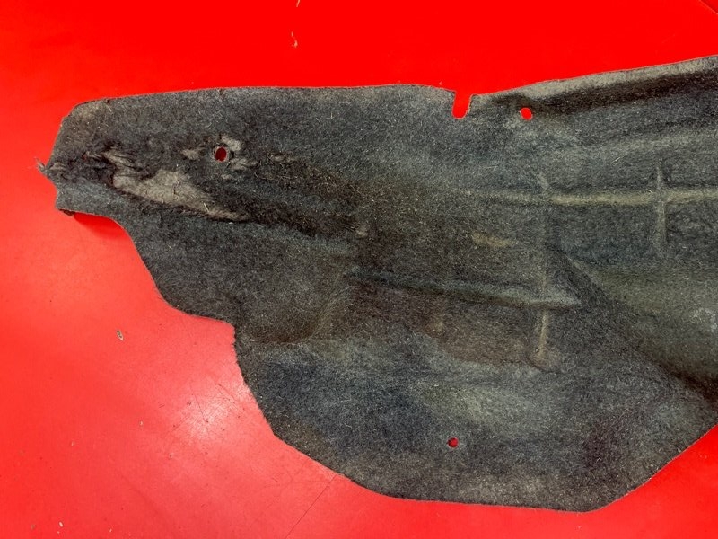 Подкрылок Nissan Teana J32 QR25DE 2010 задний правый (б/у) Подкрылок Nissan Teana J32 QR25DE 2010 задний правый (б/у)