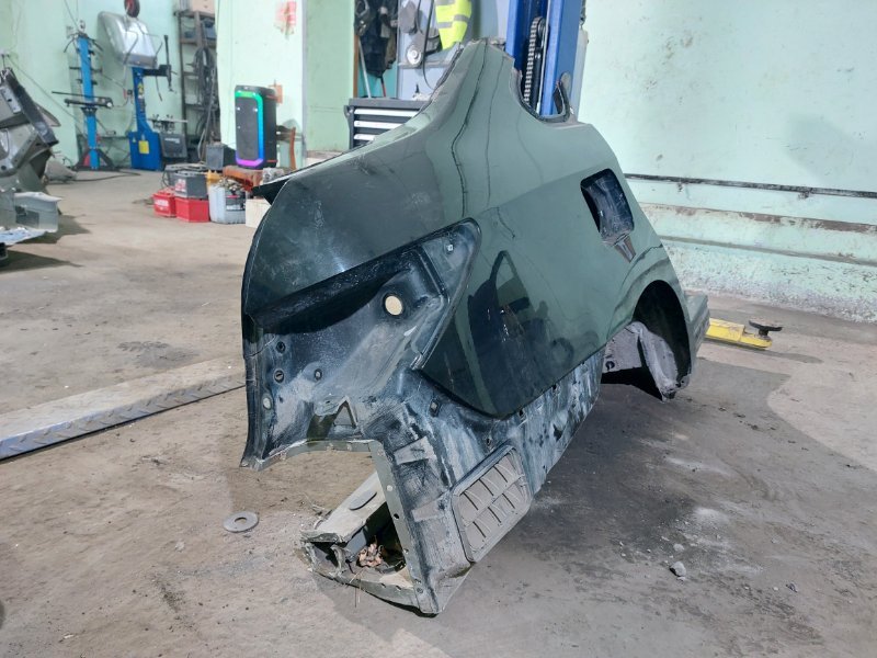 Крыло Nissan Almera G15 K4M 2014 заднее правое (б/у) Крыло Nissan Almera G15 K4M 2014 заднее правое (б/у)