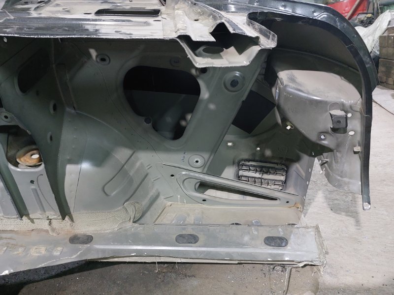Крыло Nissan Almera G15 K4M 2014 заднее правое (б/у) Крыло Nissan Almera G15 K4M 2014 заднее правое (б/у)