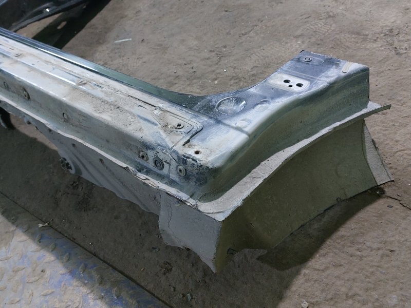 Порог со стойкой Nissan Almera G15 K4M 2014 правый (б/у) Порог со стойкой Nissan Almera G15 K4M 2014 правый (б/у)