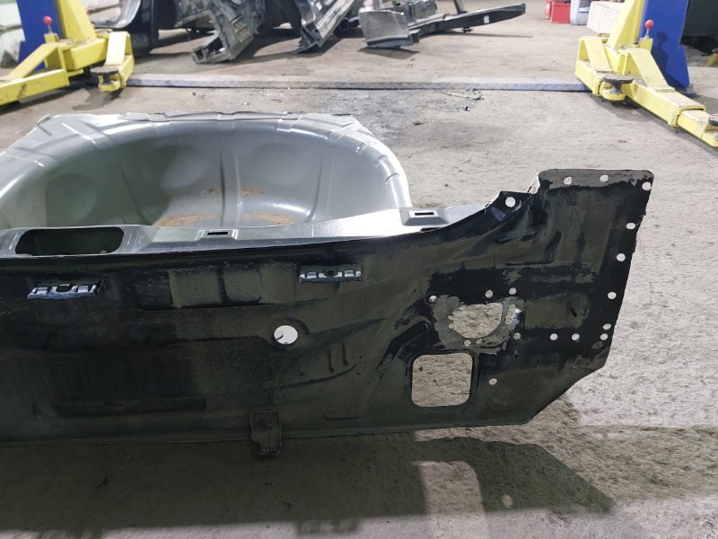 Панель кузова Nissan Almera G15 K4M 2014 задний (б/у) Панель кузова Nissan Almera G15 K4M 2014 задний (б/у)