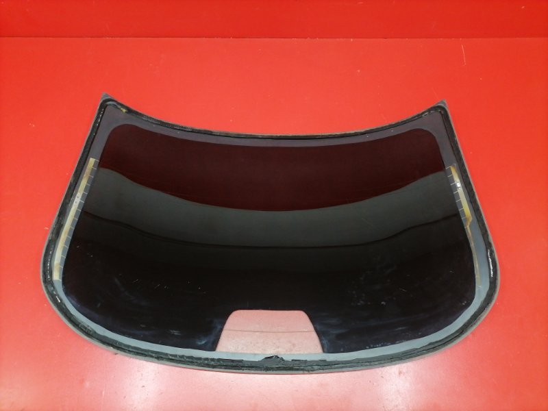 Стекло Nissan Almera G15 K4M 2014 заднее (б/у) Стекло Nissan Almera G15 K4M 2014 заднее (б/у)