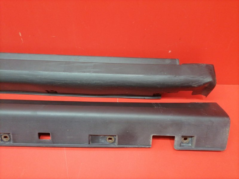 Накладка порога наружная Nissan Almera G15 K4M 2014 (б/у) Накладка порога наружная Nissan Almera G15 K4M 2014 (б/у)