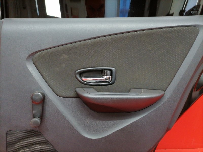 Дверь Nissan Almera G15 K4M 2014 задняя правая (б/у) Дверь Nissan Almera G15 K4M 2014 задняя правая (б/у)