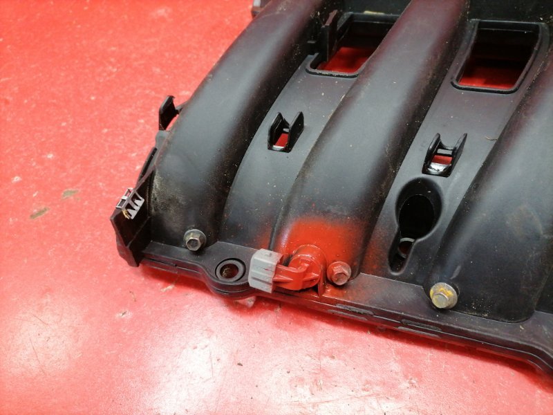 Коллектор впускной Nissan Almera G15 K4M 2014 (б/у) Коллектор впускной Nissan Almera G15 K4M 2014 (б/у)