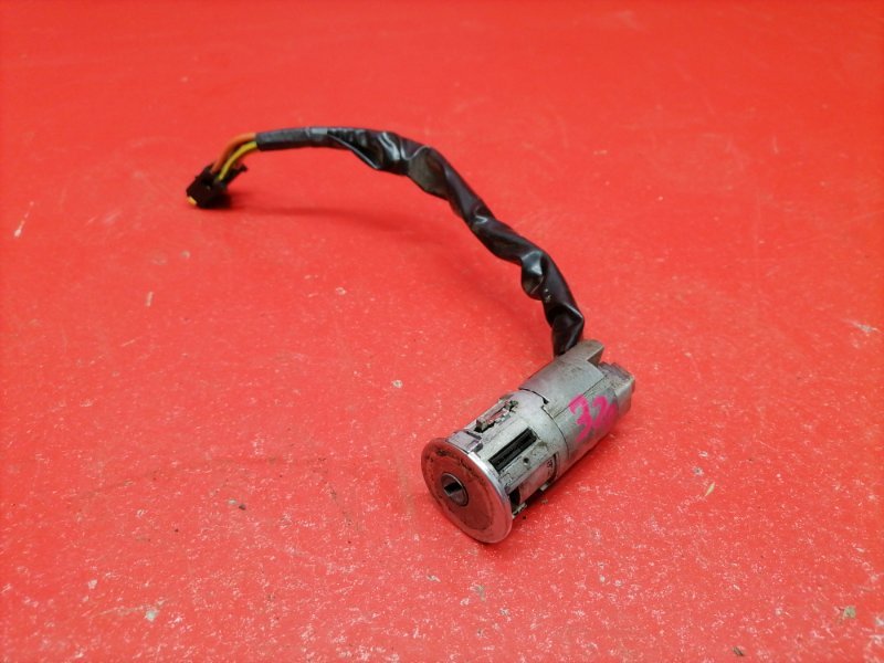 Замок зажигания Nissan Almera G15 K4M 2014 (б/у) Замок зажигания Nissan Almera G15 K4M 2014 (б/у)