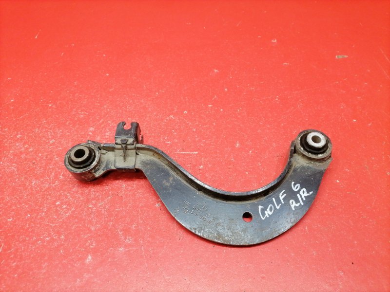 Рычаг поперечный верхний Volkswagen Golf 5K1 CAXA 2011 задний (б/у)