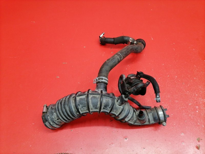 Патрубок воздушного фильтра Dacia Logan MCV K52 H4BT 2014 (б/у)