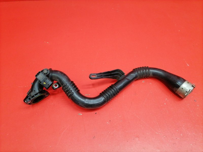 Патрубок интеркулера Dacia Logan MCV K52 H4BT 2014 (б/у)