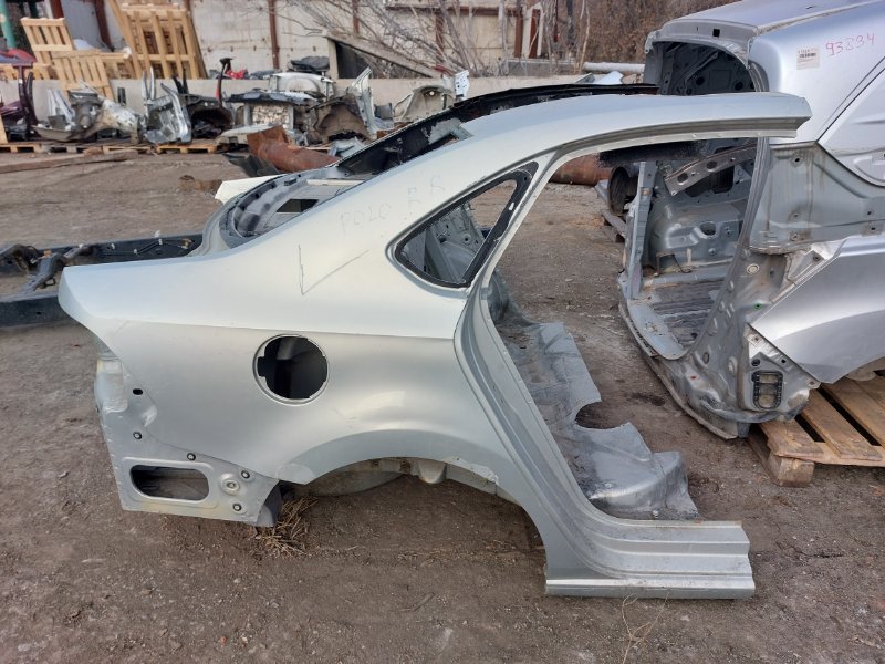 Крыло Volkswagen Polo 612 CFNA 2012 заднее правое (б/у)