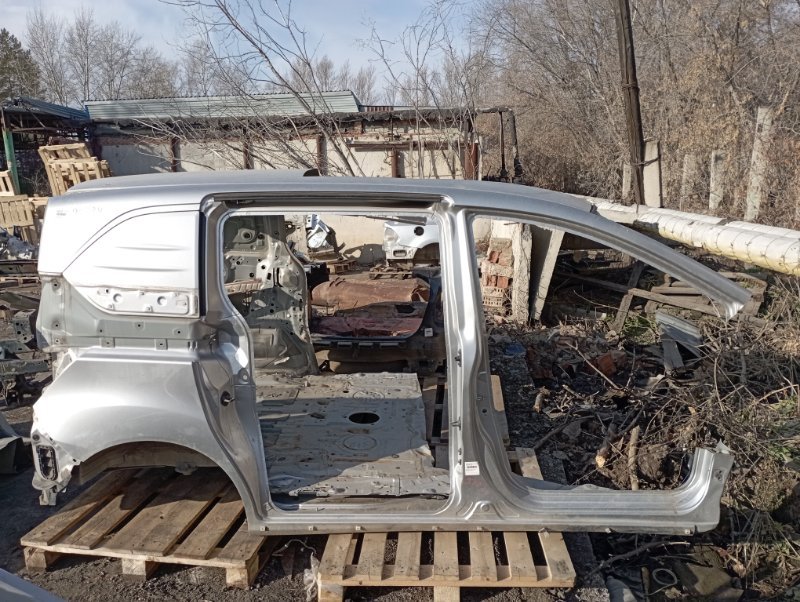 Крыло Honda Freed Spike GB3 L15A 2011 заднее правое (б/у)