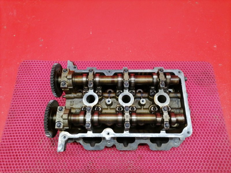 Головка блока цилиндров Ford Maverick TM1 AJ 2005 правая (б/у)