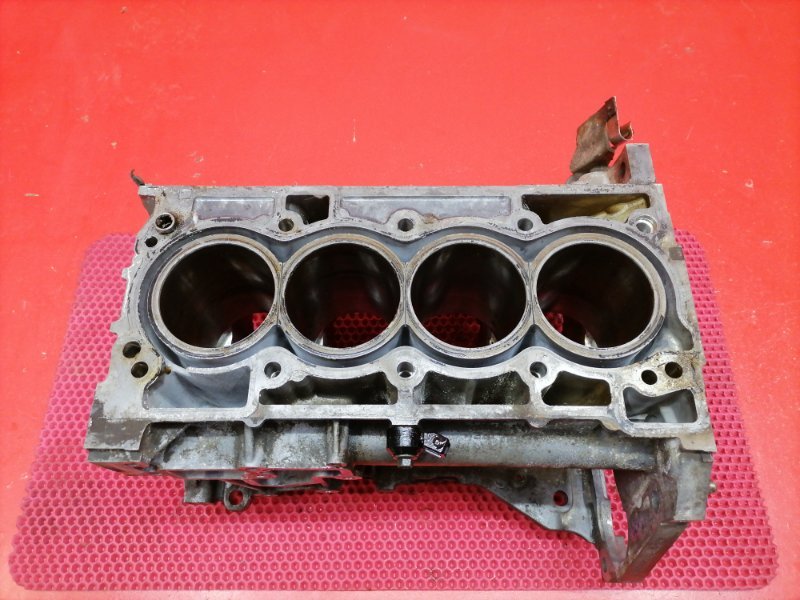 Блок двигателя Nissan Tiida SC11X MR18DE 2008 (б/у)