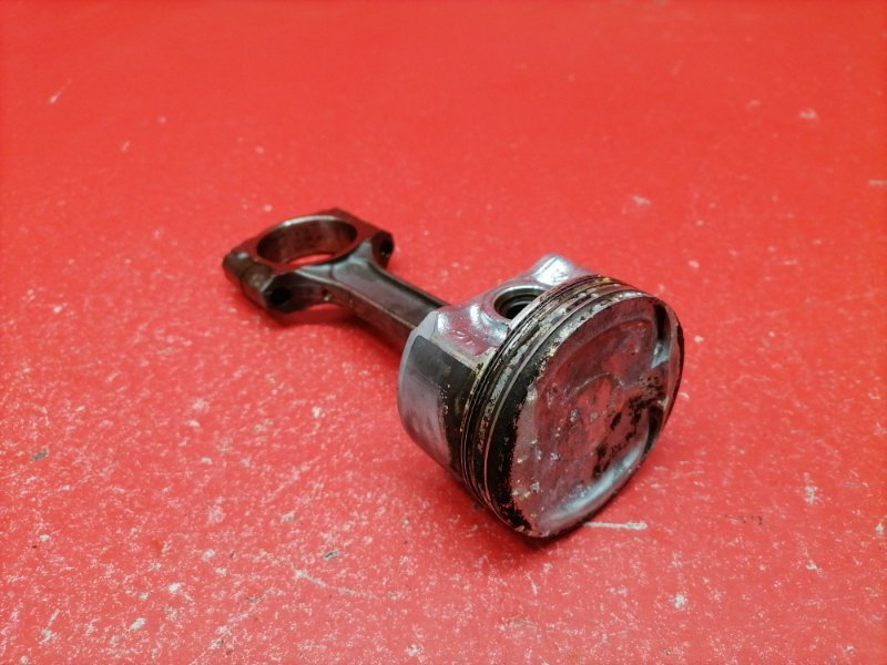 Шатун Nissan Tiida SC11X MR18DE 2008 (б/у)