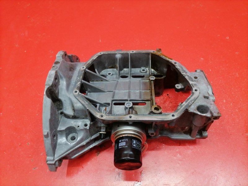 Поддон двигателя Nissan Tiida SC11X MR18DE 2008 (б/у)