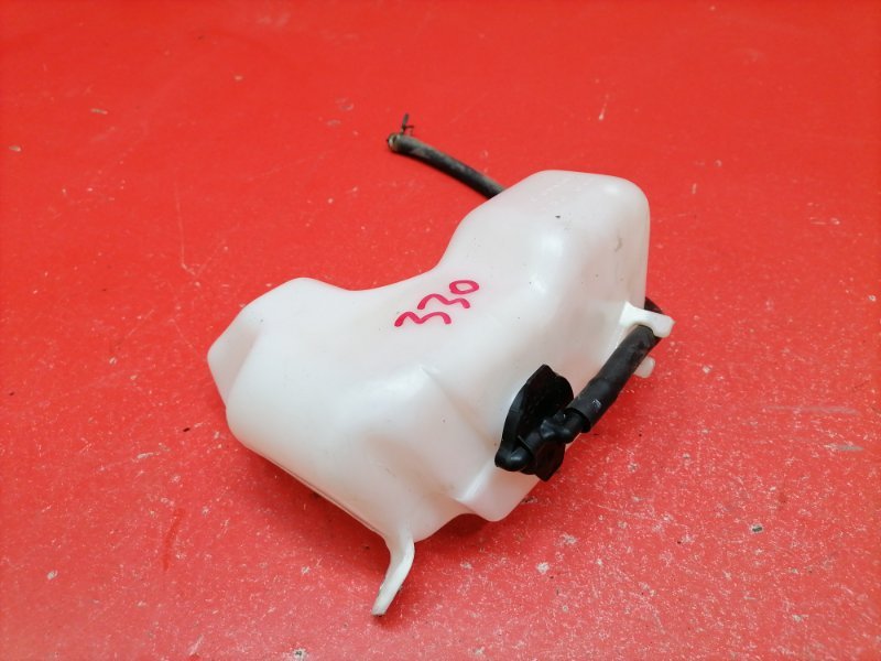 Бачок расширительный Toyota Isis ZGM10W 2ZR-FAE 2010 (б/у)