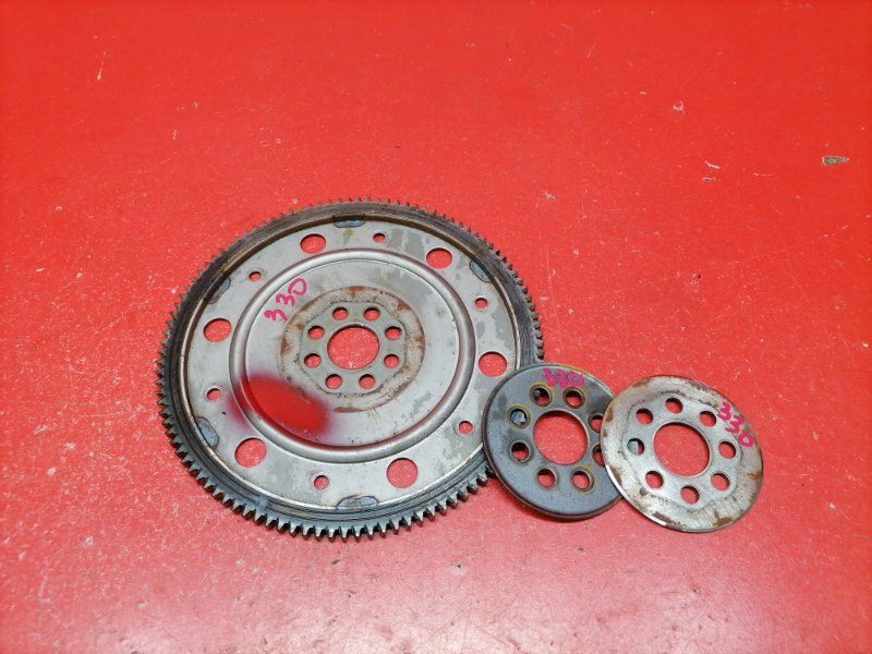 Маховик Toyota Isis ZGM10W 2ZR-FAE 2010 (б/у)