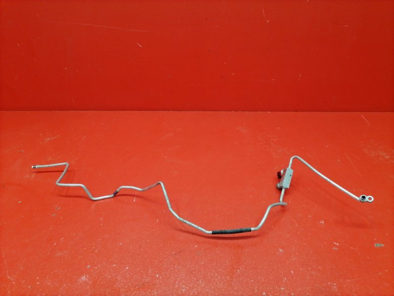 Трубка кондиционера Toyota Isis ZGM10W 2ZR-FAE 2010 (б/у)