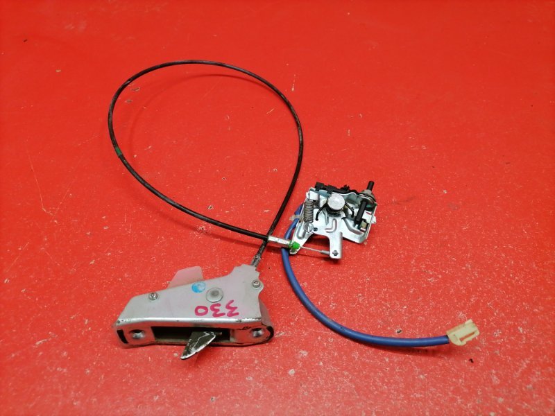 Ограничитель двери Toyota Isis ZGM10W 2ZR-FAE 2010 задний левый (б/у)