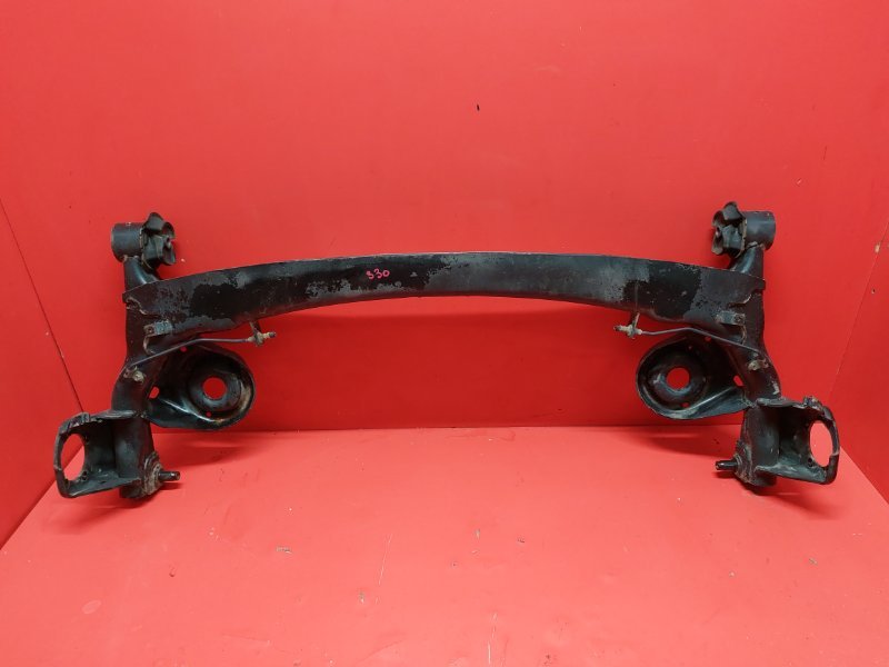 Балка подвески Toyota Isis ZGM10W 2ZR-FAE 2010 задняя (б/у)