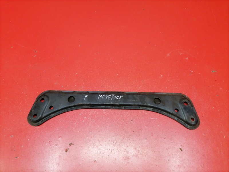 Балка поперечная Ford Maverick TM1 AJ 2003 передняя (б/у)