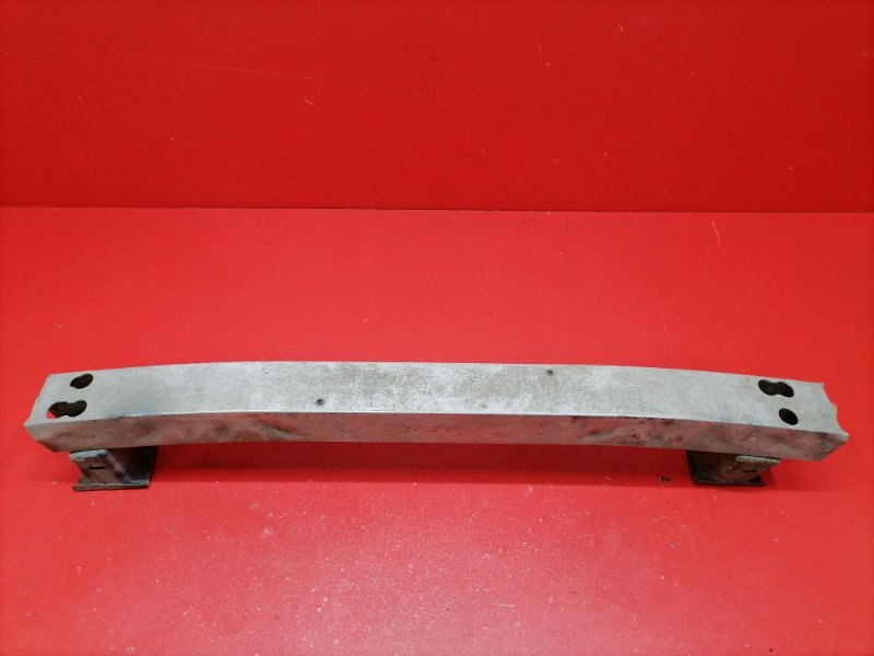 Усилитель бампера Nissan Cefiro A33 VQ20DE 2002 передний (б/у)