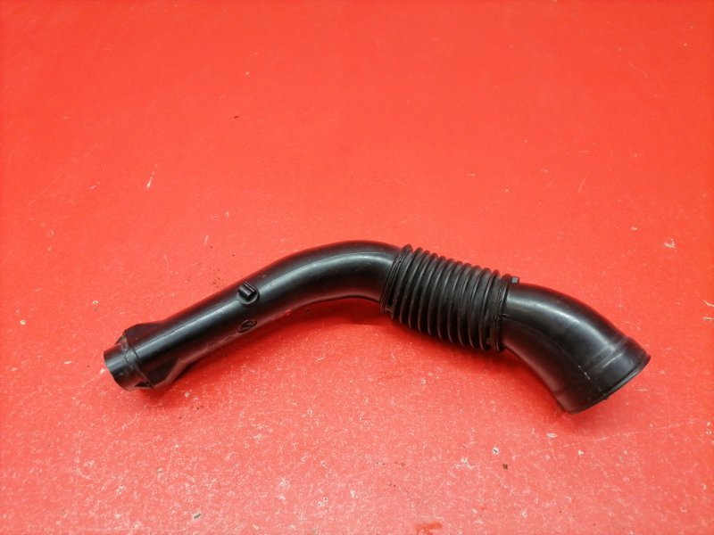 Патрубок воздушного фильтра Renault Duster HSM K4M 2013 (б/у)