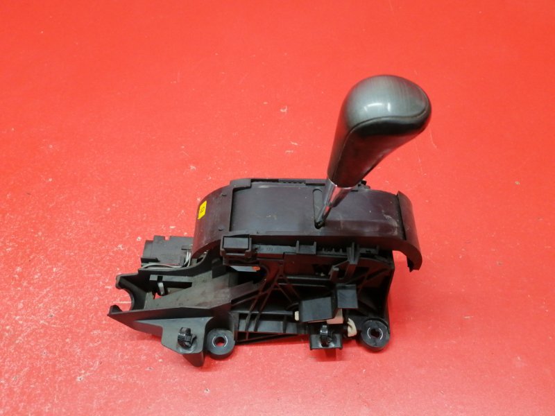 Селектор акпп Toyota RAV4 ZSA30L 3ZR-FAE 2011 (б/у)