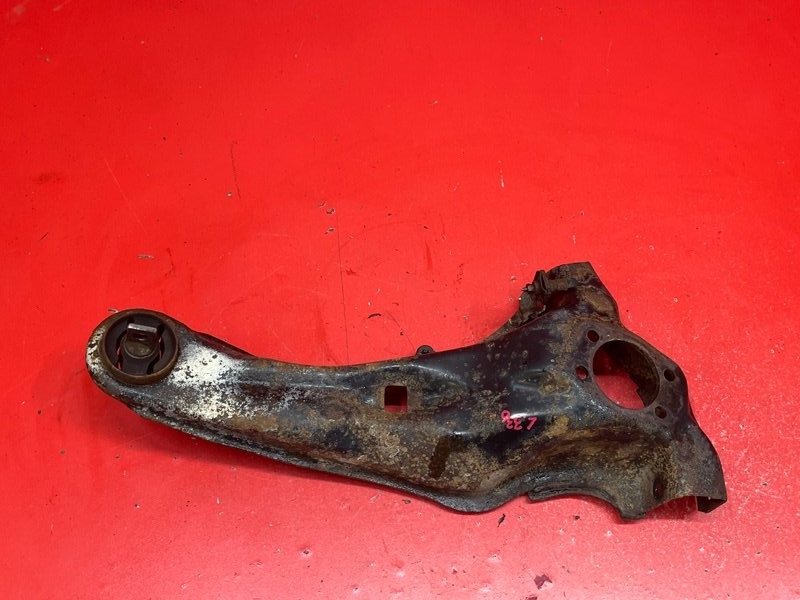 Рычаг продольный Mitsubishi Lancer CY3A 4B10 2008 задний левый (б/у)