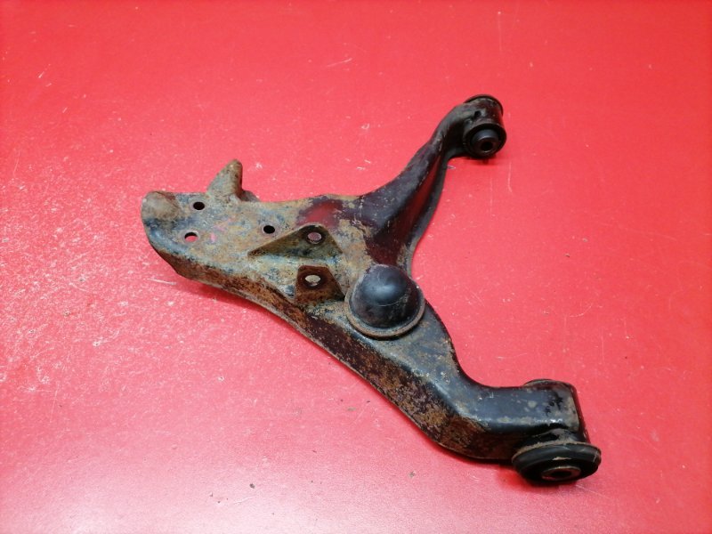 Рычаг подвески нижний Mitsubishi Pajero V78W 4M41 2000 передний левый (б/у)