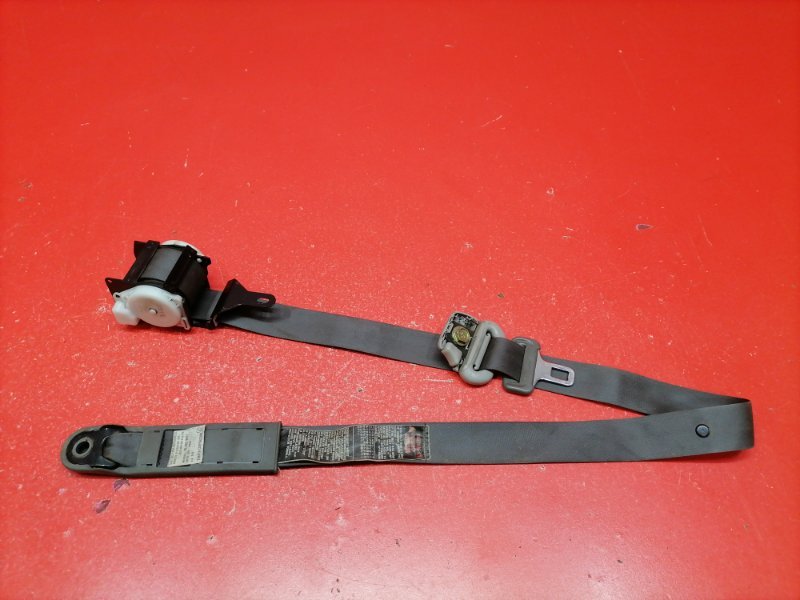 Ремень безопасности Mitsubishi Pajero V78W 4M41 2000 передний левый (б/у)