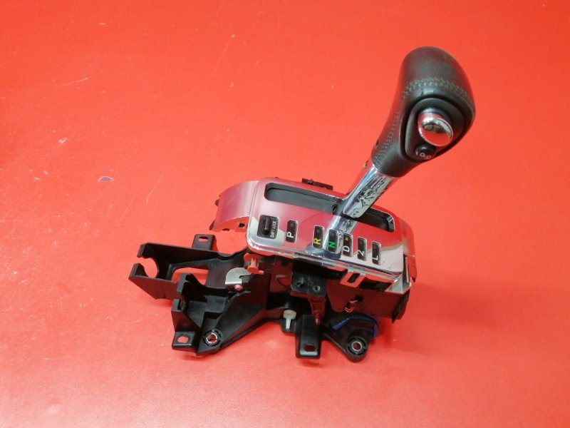 Селектор акпп Toyota Corolla ZZE121L 3ZZ-FE 2005 (б/у)