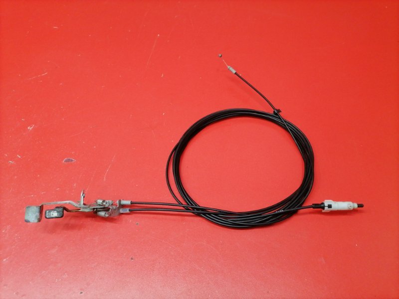 Трос лючка бака Toyota Corolla ZZE121L 3ZZ-FE 2005 (б/у)