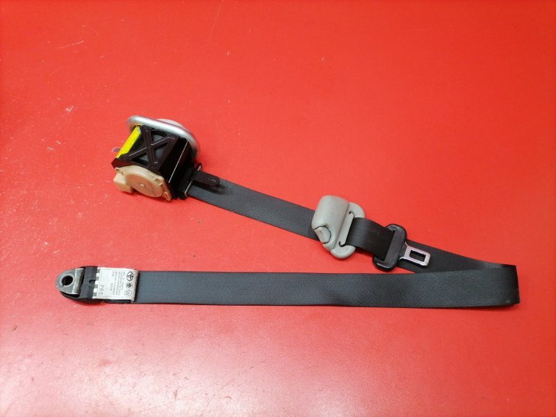 Ремень безопасности Toyota Corolla ZZE121L 3ZZ-FE 2005 передний правый (б/у)