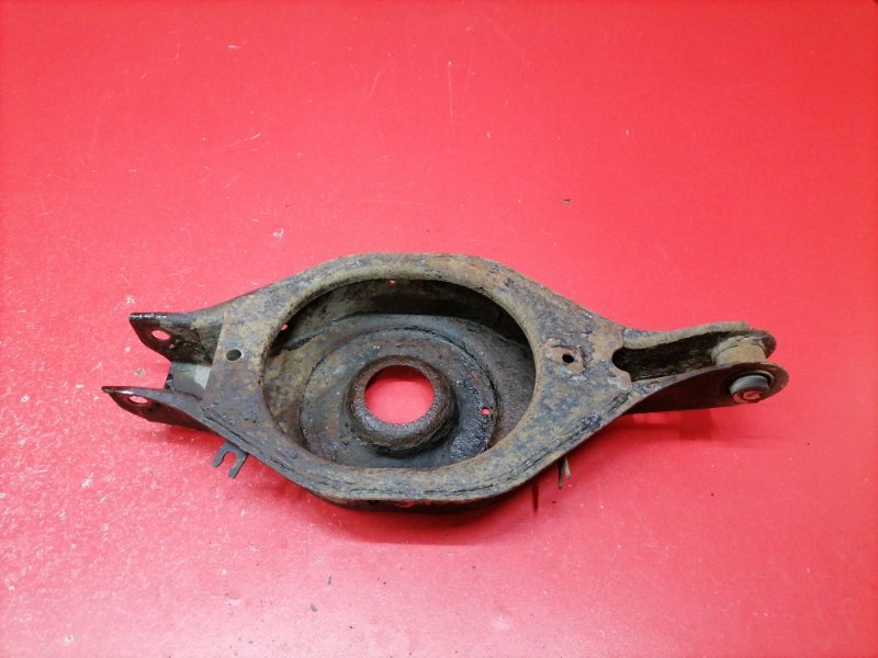 Рычаг подвески нижний Nissan Armada TA60 VK56DE 2003 задний (б/у)