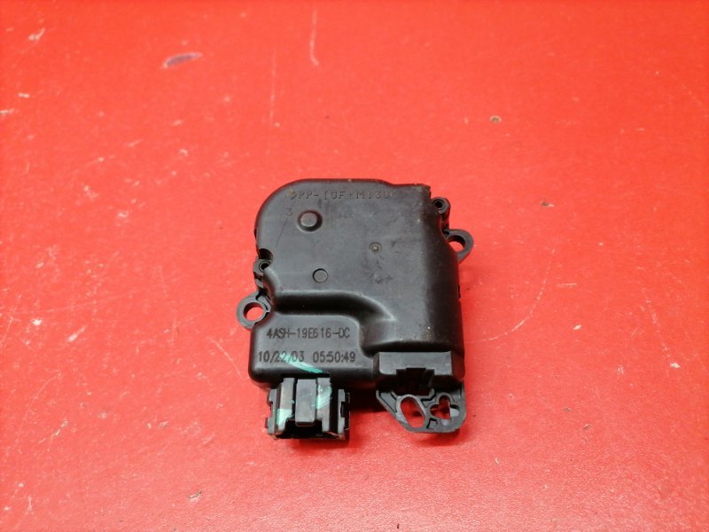 Сервопривод заслонок печки Nissan Armada TA60 VK56DE 2003 (б/у)