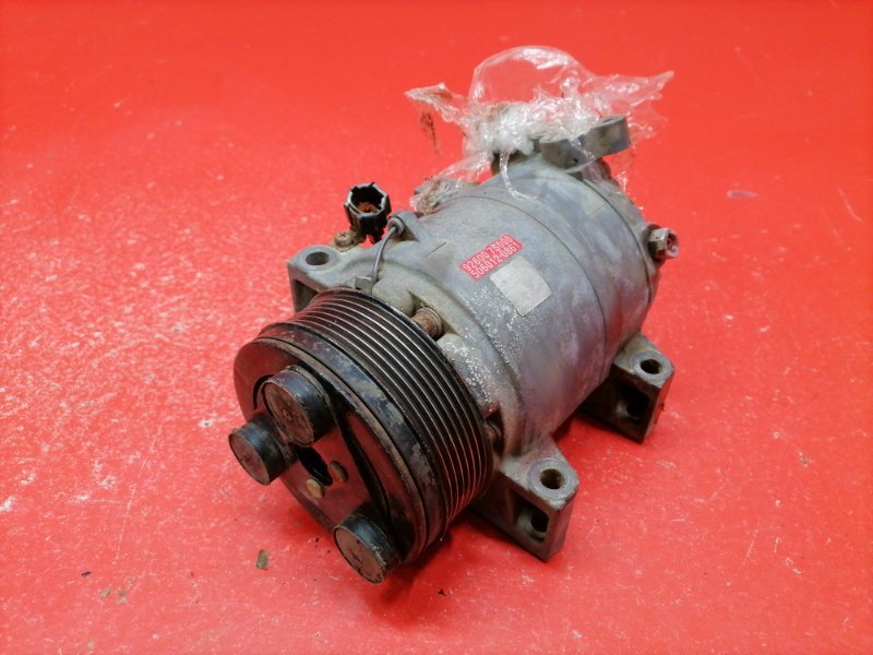 Компрессор кондиционера Nissan Armada TA60 VK56DE 2003 (б/у)