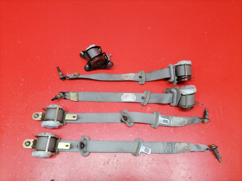 Ремень безопасности Nissan Armada TA60 VK56DE 2003 задний (б/у)