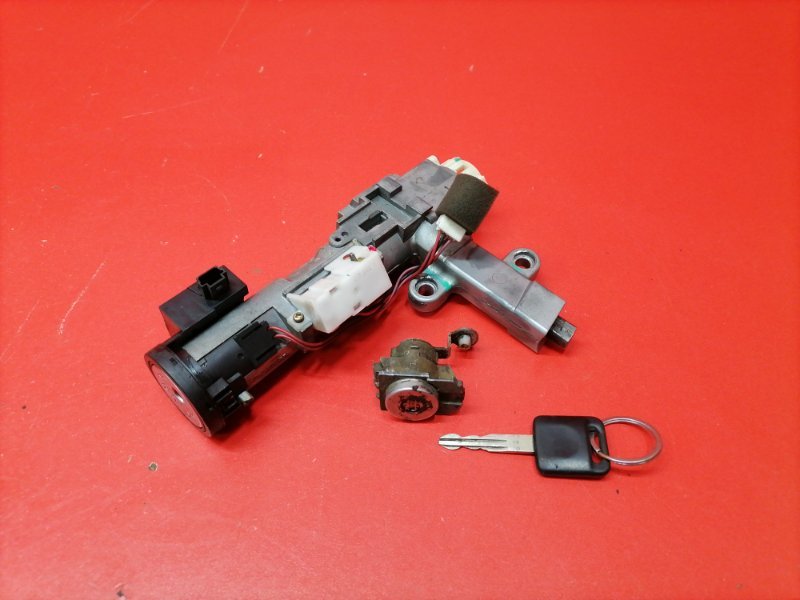 Замок зажигания Nissan Armada TA60 VK56DE 2003 (б/у)