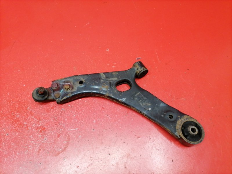 Рычаг подвески нижний Hyundai ix35 LM D4HA 2011 передний левый (б/у)