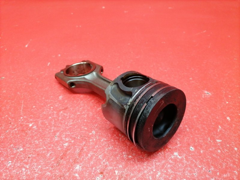 Поршень с шатуном Hyundai ix35 LM D4HA 2011 (б/у)