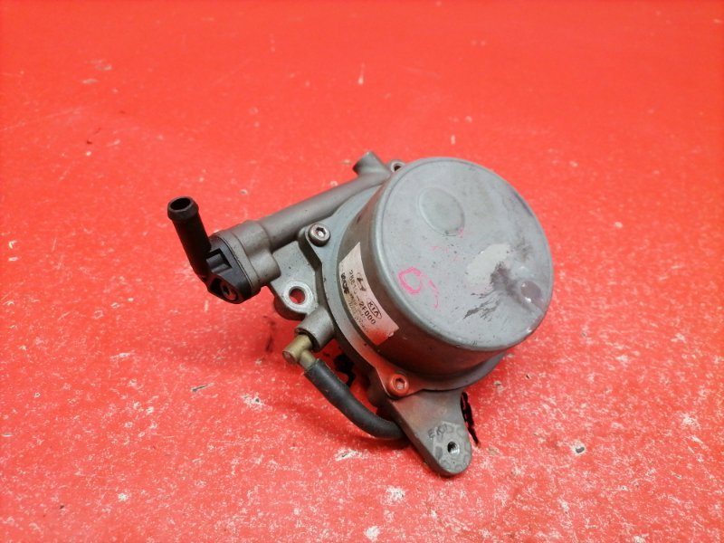 Вакуумный насос Hyundai ix35 LM D4HA 2011 (б/у)