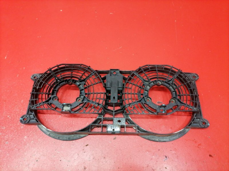 Диффузор радиатора кондиционера SsangYong Rexton RJN D27DT 2010 (б/у)