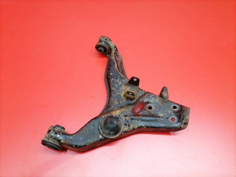 Рычаг подвески нижний Mitsubishi L200 KB4T 4D56 2007 передний правый (б/у)