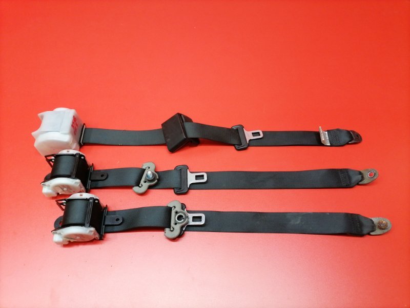 Ремень безопасности Mitsubishi L200 KB4T 4D56 2007 задний (б/у)