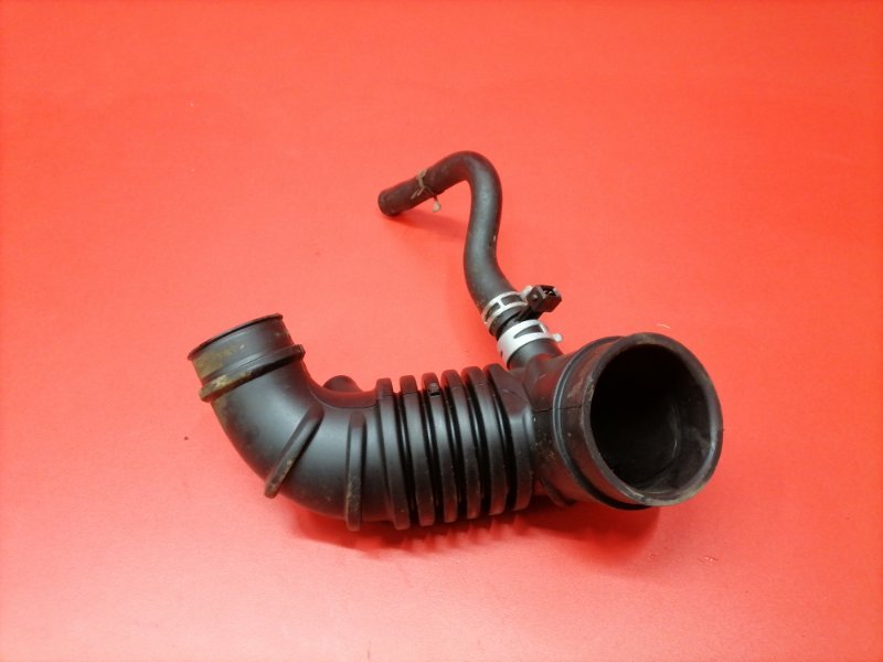 Патрубок воздушного фильтра Mitsubishi L200 KB4T 4D56 2007 (б/у)