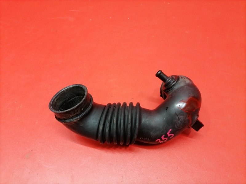 Патрубок воздушного фильтра Mitsubishi Lancer CY1A 4A92 2013 (б/у)